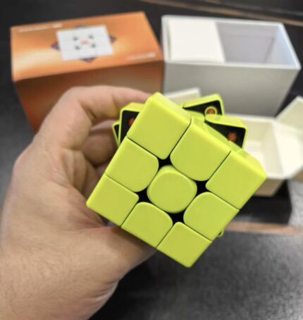 QiYi Tornado V4M Customized Edition（Black core+yellow appearance）