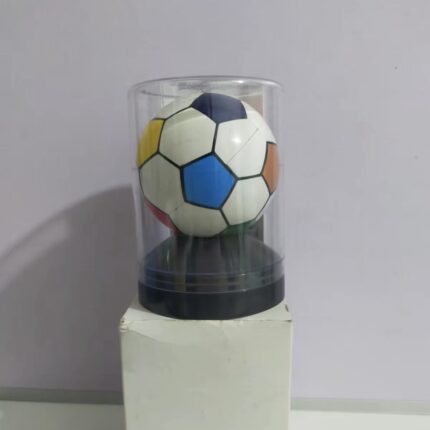 Ancient football cube puzzle Collect Cubes